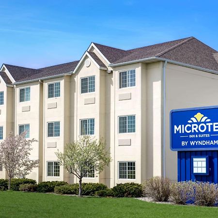 Microtel Inn & Suites By Wyndham Манкейто Экстерьер фото